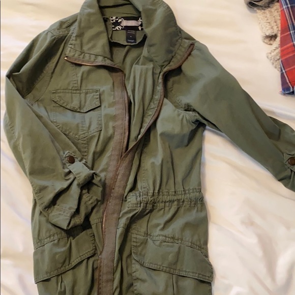 Lightly used! day trip zip up. - Picture 3 of 3